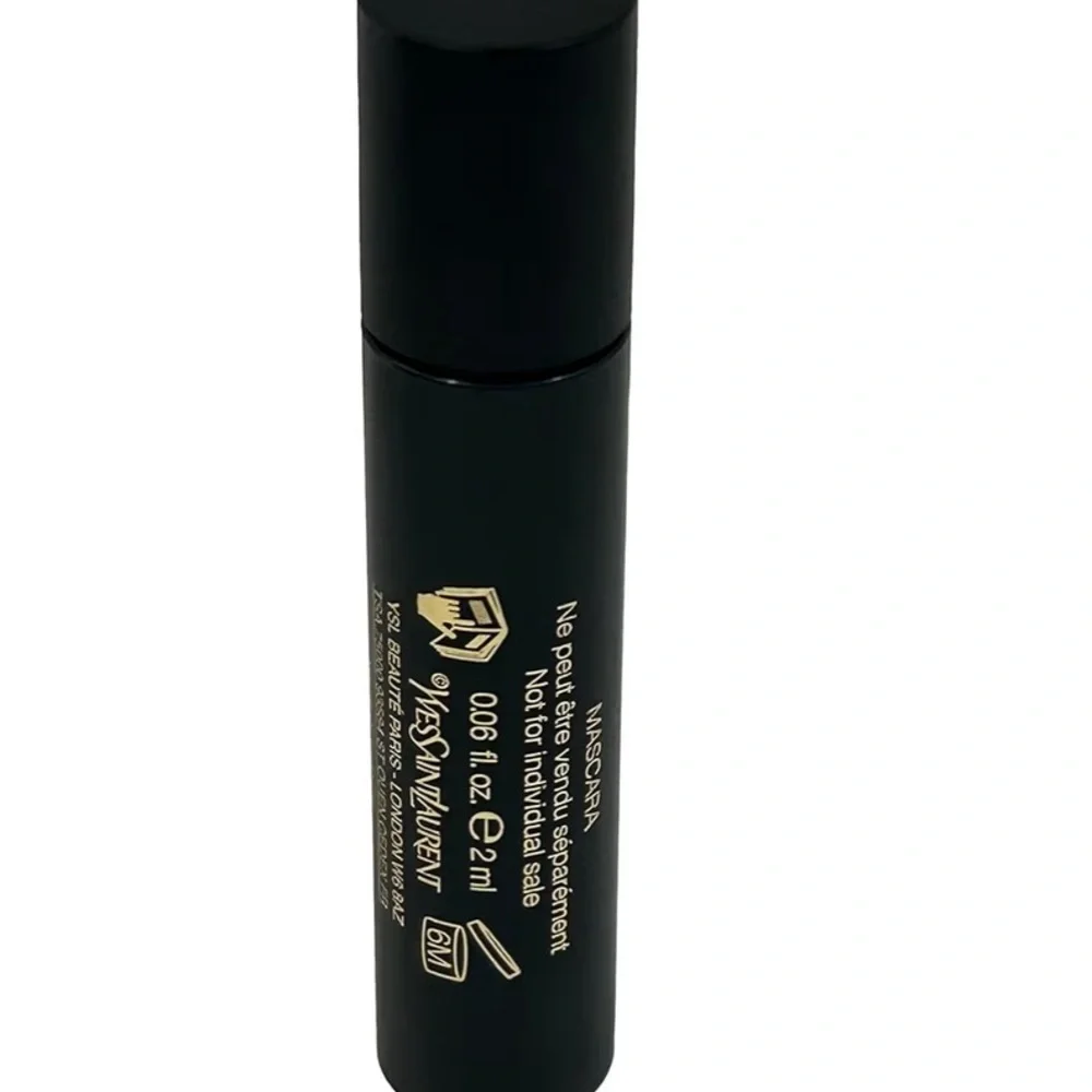 Yves Saint Laurent Lash Clash Mascara in Intense Black